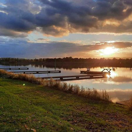 Camping Aux Rives Du Soleil Pont-de-Vaux Dış mekan fotoğraf