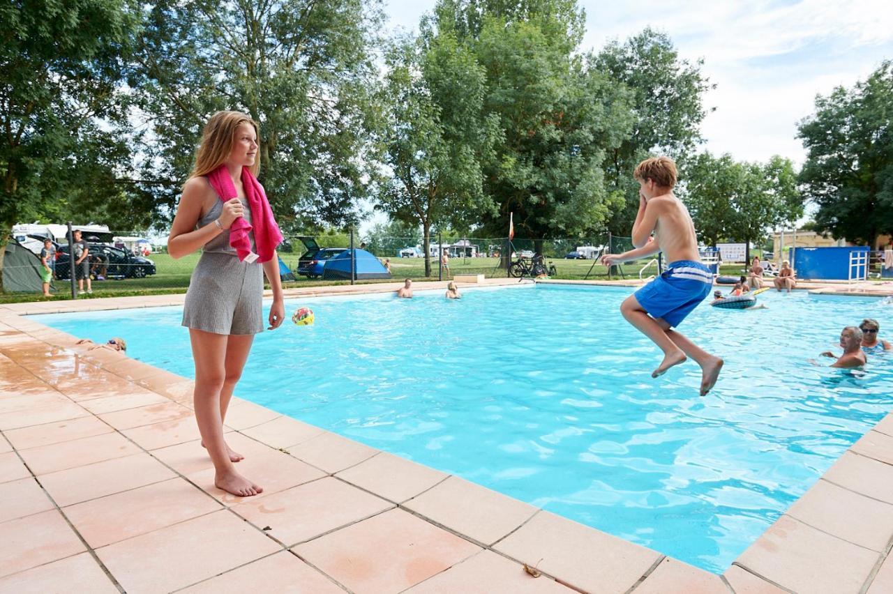 Camping Aux Rives Du Soleil Pont-de-Vaux Dış mekan fotoğraf